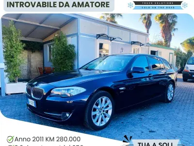 Usata BMW 530 Comfort Edition 258 CV (189 kW) 2011 Blu Station wagon