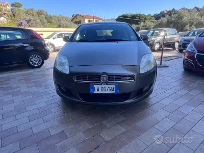 Occasion Fiat Bravo Emotion 105 ch (77 kW) 2010 Gris Citadine