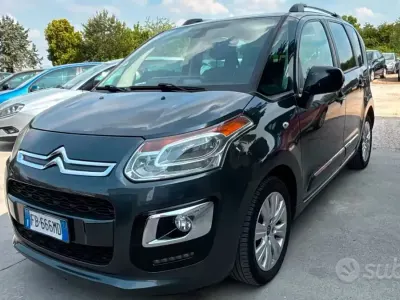 Usata Citroën C3 Picasso Feel 99 CV (72 kW) 2016 Verde Monovolume