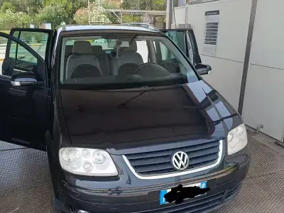 Usata VW Touran 140 CV (102 kW) 2005 Nero Monovolume