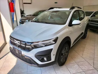 Nouvelle Dacia Sandero Expression 120 ch (88 kW) 2026 Blanc SUV