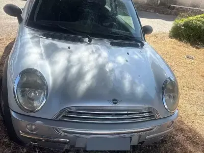 Usata Mini ONE 75 CV (55 kW) 2003 Bluazzurro Utilitaria