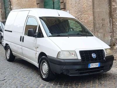 usata Fiat Doblò scudo 2.0 JTD guarnizione testa da rifare