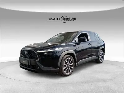 Usata Toyota Corolla Lounge 152 CV (111 kW) 2023 Nero SUV