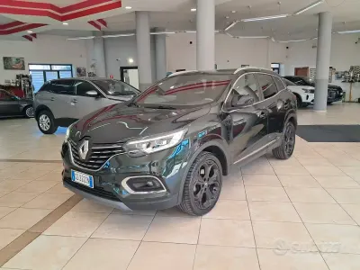 Usata Renault Kadjar Black Edition 116 CV (85 kW) 2021 Verde SUV