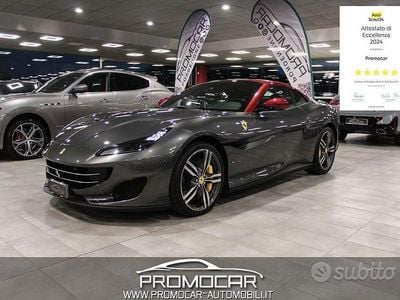 Usata Ferrari Portofino 600 CV (441 kW) 2020 Grigio silverstone 740 Cabrio