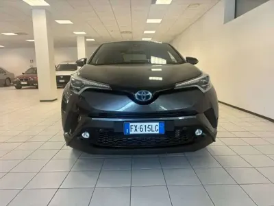 Usata Toyota C-HR Lounge 98 CV (72 kW) 2019 Grigio SUV