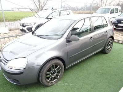 Usata VW Golf V 106 CV (77 kW) 2007 Gray Berlina