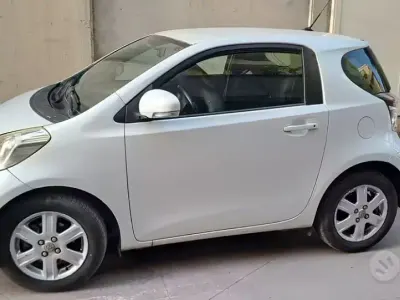 Usata Toyota iQ 68 CV (50 kW) 2009 Bianco Utilitaria