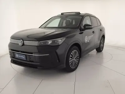 Nuova VW Tiguan Edition 193 CV (141 kW) 2025 Grenadill black metallizzato SUV