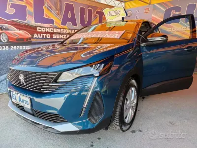 Usata Peugeot 3008 Allure 131 CV (96 kW) 2022 Blu SUV