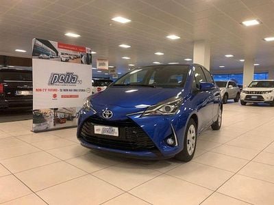 Usata Toyota Yaris Active 69 CV (50 kW) 2018 Blu/azzurro Utilitaria