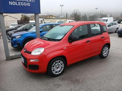 Usata Fiat Panda 70 CV (51 kW) 2022 Rosso Utilitaria