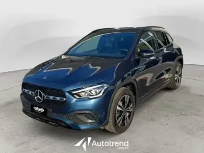 Usata Mercedes GLA200 150 CV (110 kW) 2022 Blu SUV
