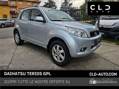 Usata Daihatsu Terios 105 CV (77 kW) 2007 Grigio SUV