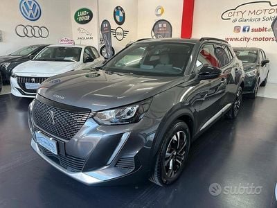 Usata Peugeot 2008 Allure 110 CV (80 kW) 2022 Grigio SUV