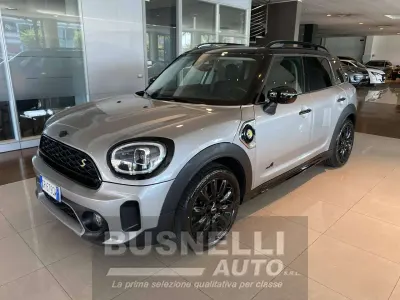 Usata Mini Cooper S Countryman Classic 220 CV (161 kW) 2023 Melting silver iii SUV