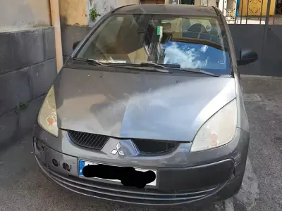 Usata Mitsubishi Colt 2009 Grigio Utilitaria