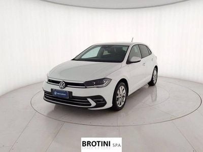 Usata VW Polo Style 95 CV (69 kW) 2023 Bianco pastello Utilitaria