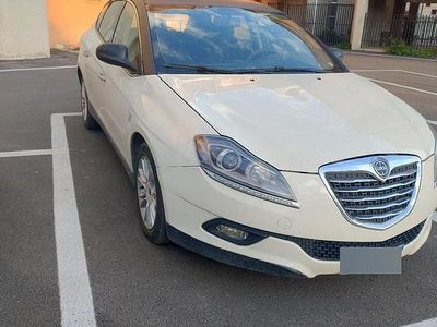 Usata Lancia Delta 120 CV (88 kW) 2009 Utilitaria