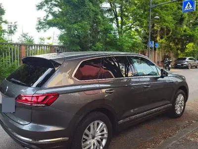 Usata VW Touareg 2021 Grigio SUV
