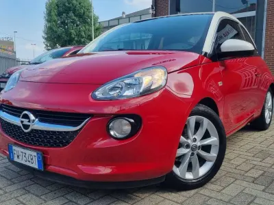 Usata Opel Adam Jam 101 CV (74 kW) 2019 Rosso Utilitaria