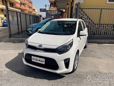 Usata Kia Picanto 65 CV (47 kW) 2022 Bianco Utilitaria