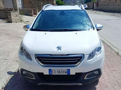 Usata Peugeot 2008 Allure 115 CV (84 kW) 2014 SUV