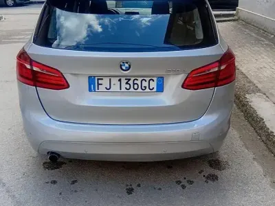 Usata BMW 218 150 CV (110 kW) 2017 Grigio Monovolume