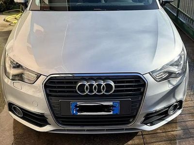 Usata Audi A1 Comfort 122 CV (89 kW) 2011 Grigio Utilitaria