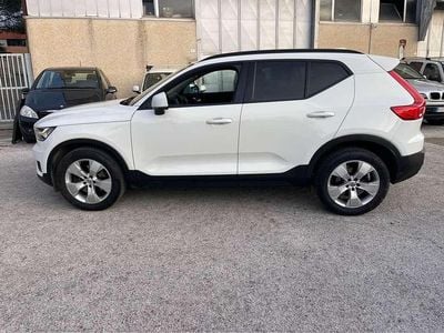 Usata Volvo XC40 Momentum 150 CV (110 kW) 2019 SUV