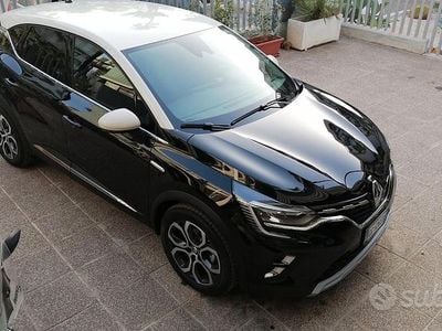 Usata Renault Captur 101 CV (74 kW) 2021 SUV