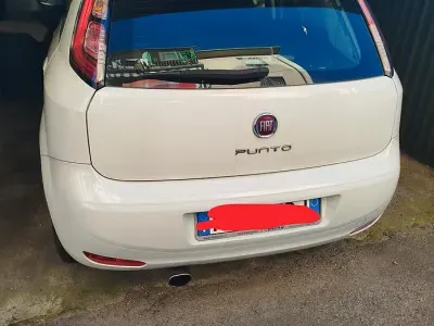 Usata Fiat Punto Lounge 75 CV (55 kW) 2015 Utilitaria