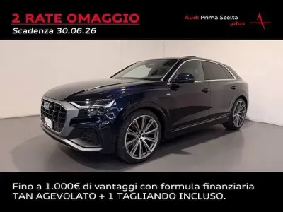 Usata Audi Q8 Sport 286 CV (210 kW) 2023 Audi exclusive night blue pear SUV