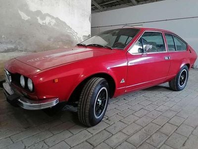 Usata Alfa Romeo Alfetta 122 CV (89 kW) 1976 Rosso Coupé