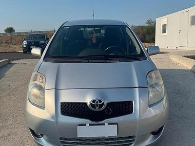 Usata Toyota Yaris Sol 2010 Grigio Berlina