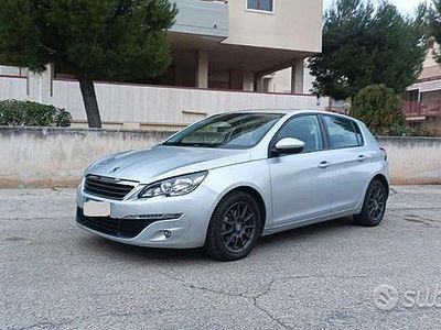 Usata Peugeot 308 Business-Line 120 CV (88 kW) 2017 Grigio Berlina