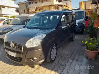 Usata Fiat Doblò Dynamic 135 CV (99 kW) 2010 Nero Monovolume