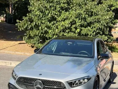 Usata Mercedes 180 Advanced Plus 116 CV (85 kW) 2023 Bluazzurro Berlina