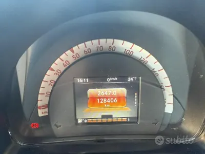 Usata Smart ForFour 90 CV (66 kW) 2018 Nero Utilitaria