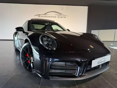 Usata Porsche 911 Carrera 394 CV (289 kW) 2025 Nero jet metallizzato Coupé