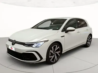 Usata VW Golf VIII R-line 150 CV (110 kW) 2024 0q pure white Berlina