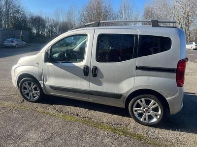 Grigio Usata 2010 Fiat Qubo Dynamic Monovolume | 2800 € (Buon prezzo)