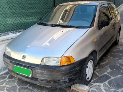 Usata Fiat Punto S 60 CV (44 kW) 1996 Grigio Utilitaria