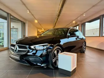 Usata Mercedes C200 Advanced 163 CV (119 kW) 2025 Nero Station wagon
