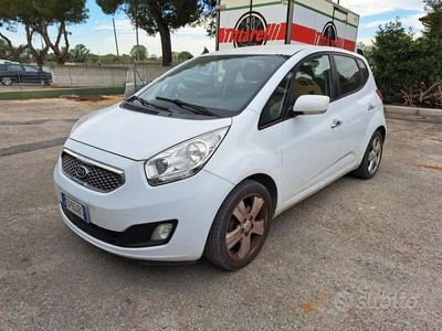 usata Kia Venga 1.6 diesel anno - 2010