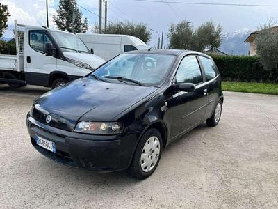 Usata Fiat Punto 60 CV (44 kW) 2000 Utilitaria