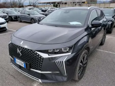 Usata DS Automobiles DS7 Crossback Opera 131 CV (96 kW) 2024 Grigio / metallizzato SUV
