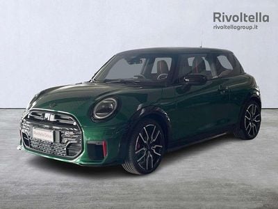 Nuova Mini John Cooper Works 231 CV (169 kW) 2025 British racing green iv Utilitaria