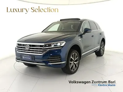 Usata VW Touareg Elegance 286 CV (210 kW) 2022 Blu SUV